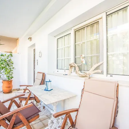 Rhodes Getaway